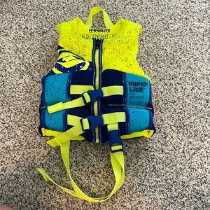 Hyperlite Toddler/preschool Life Jacket